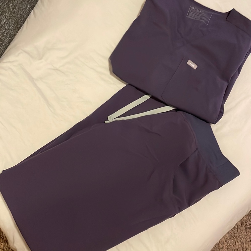 Figs Scrubs. Purple Shadow.